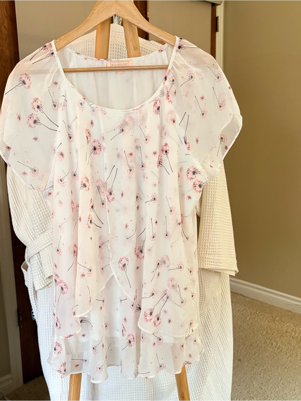 Blousology Dainty Pink Floral Ruffle Blouse - Women 2X